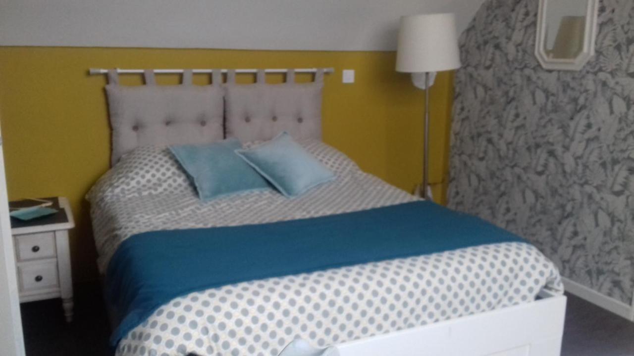Chambre Dans Maison Privee Awoingt Luaran gambar